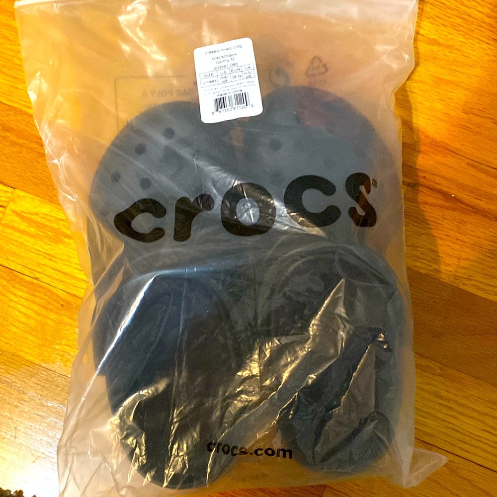 Black fuzzy crocs